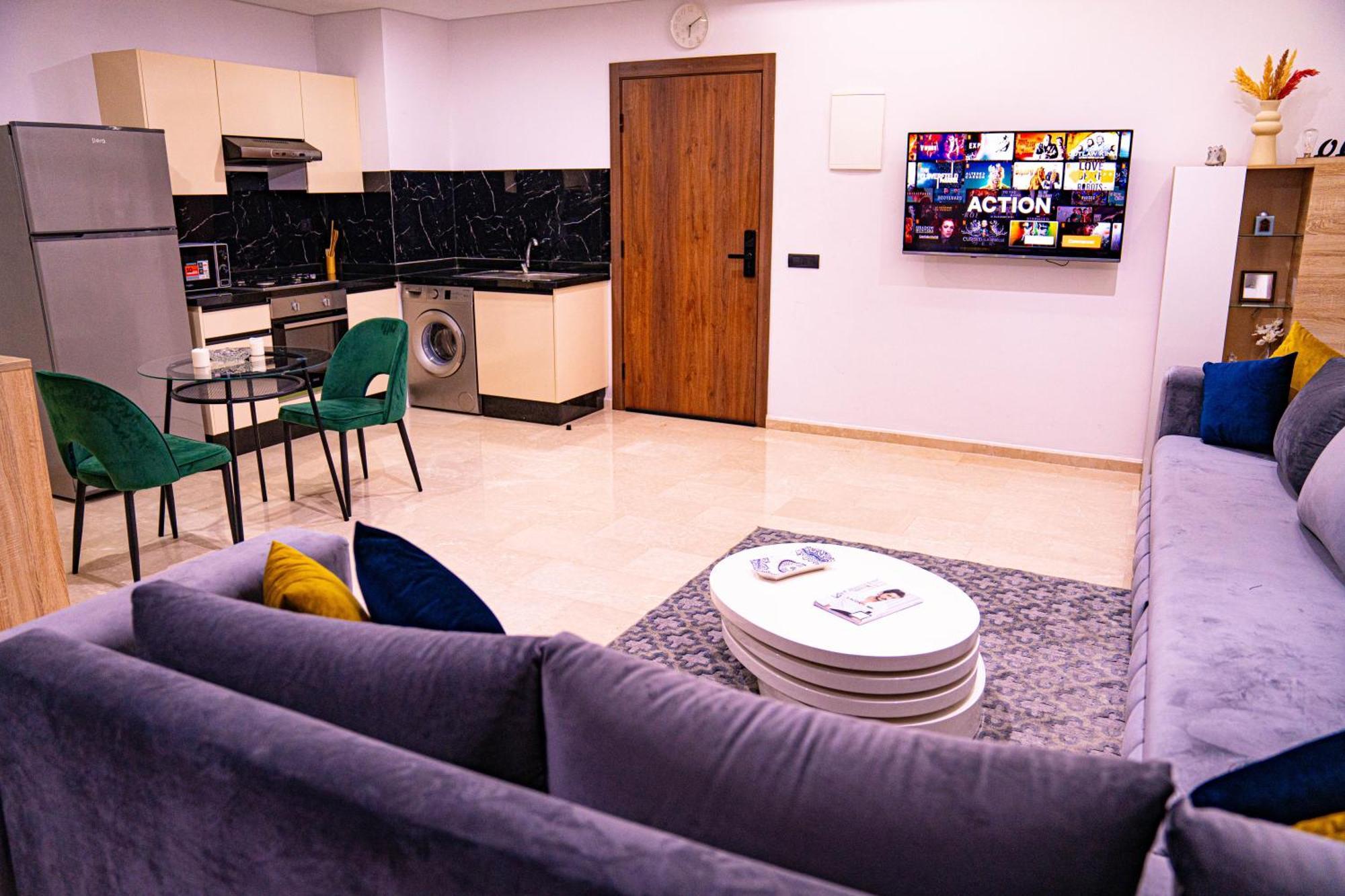 R103- Comfy And Spatious 1 Bedroom With Breathtaking View - Belvedere Apartment *